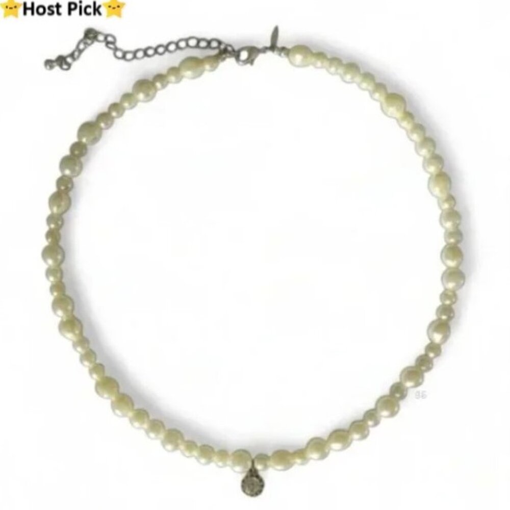 Vintage AVON Faux Pearl Necklace w/ Rhinestone Charm – SAC Stamped